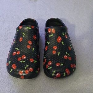 Black Cherry Print Slip-On Clogs